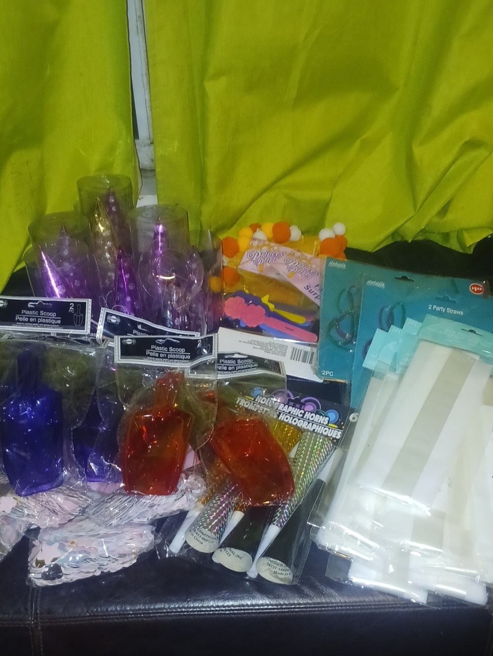 Assorted  Party Supplies Pack